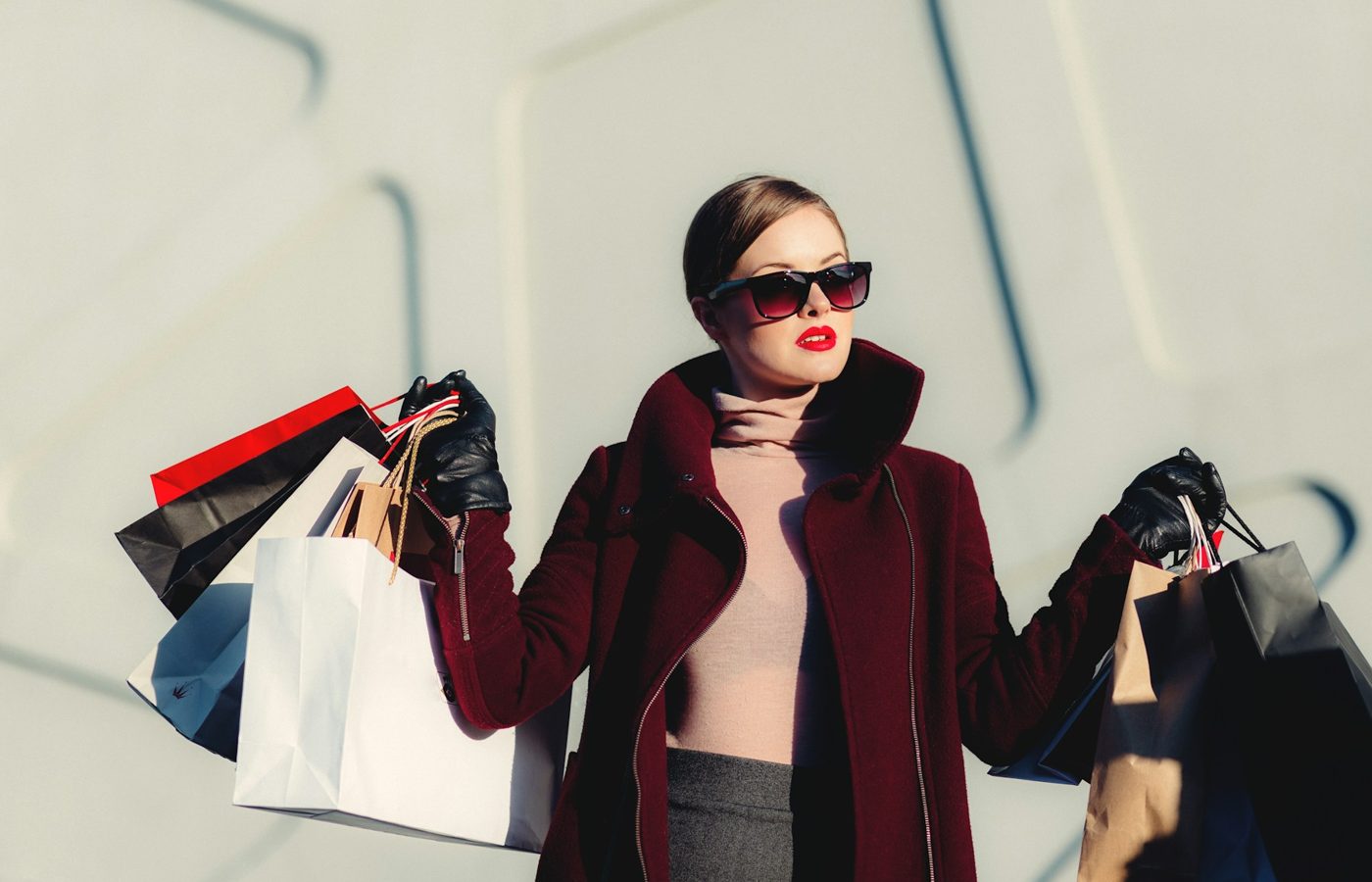 Fashion and material details arranged in a bright composition